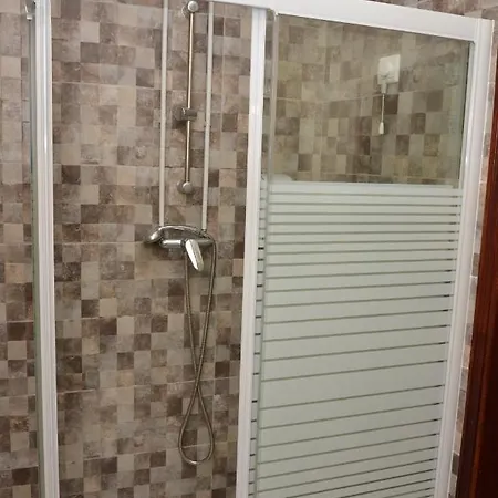 Local Manuel Da Parreira 2* פיגואיירה דה פוז