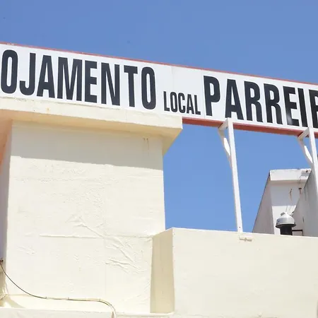 Local Manuel Da Parreira 2*
